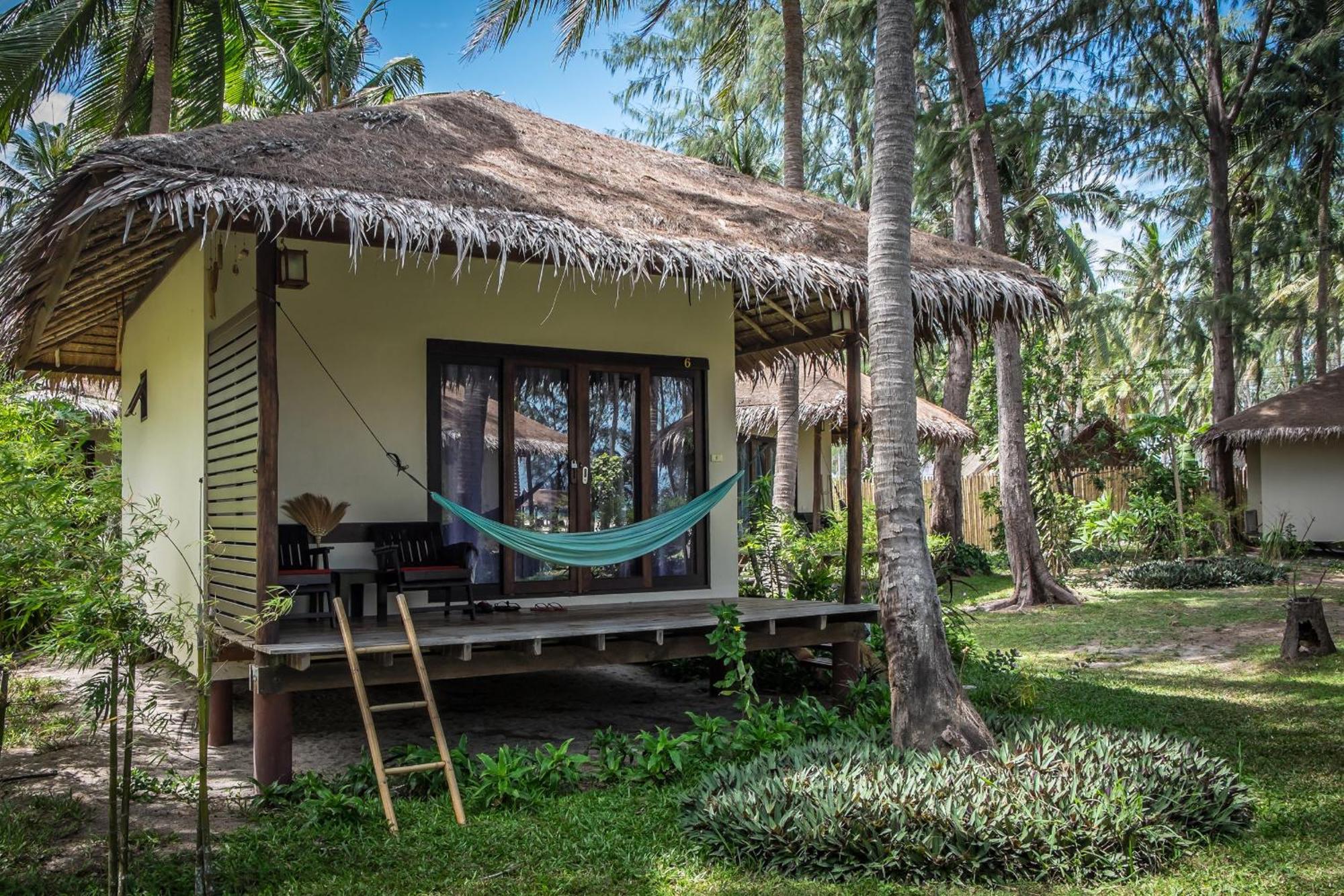 Baan Manali Resort Thong Sala Bilik gambar